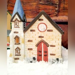 1989 Yuletide Village Lighted Ceramic St Marys Church